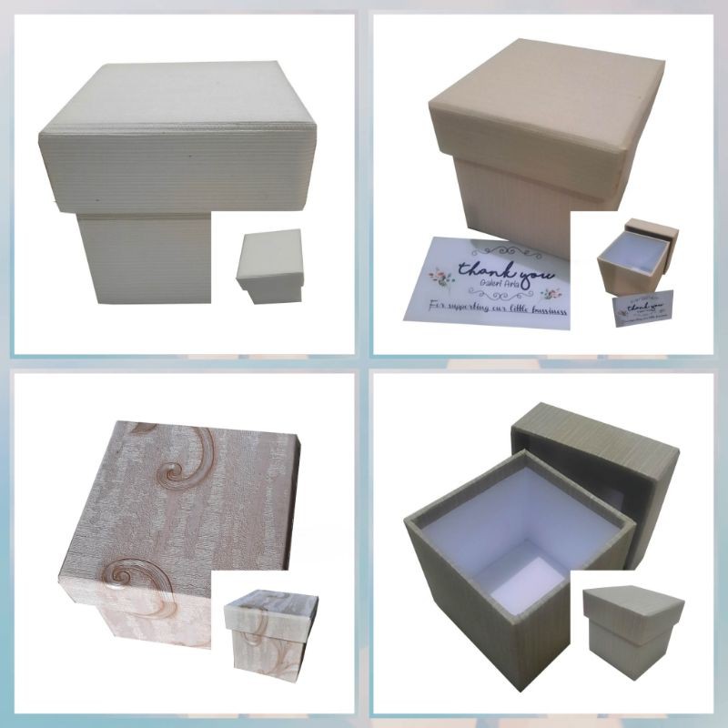 

Kotak Kado Ukuran 8x8x8