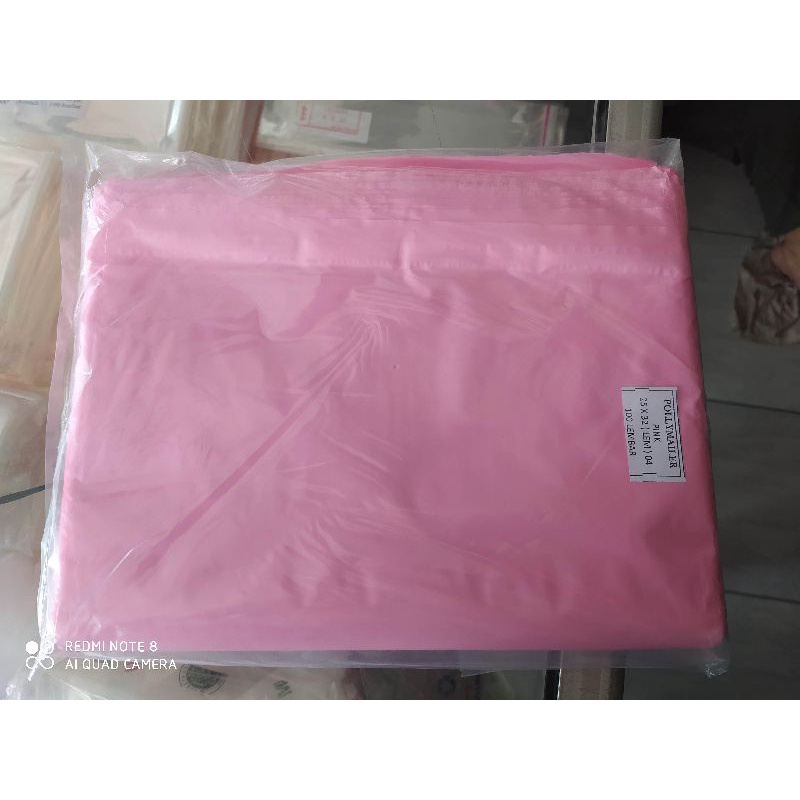 

Plastik Pollymailer 25x35 cm (lem)