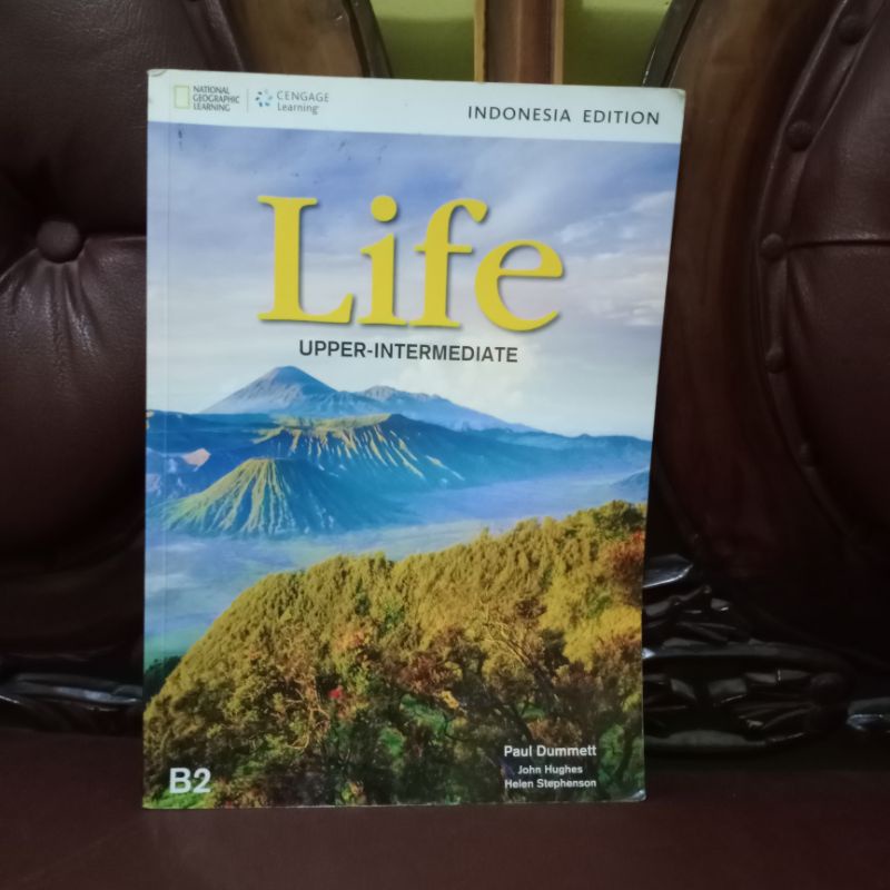 Jual Life Upper Intermediate B2 Indonesia edition | Shopee Indonesia