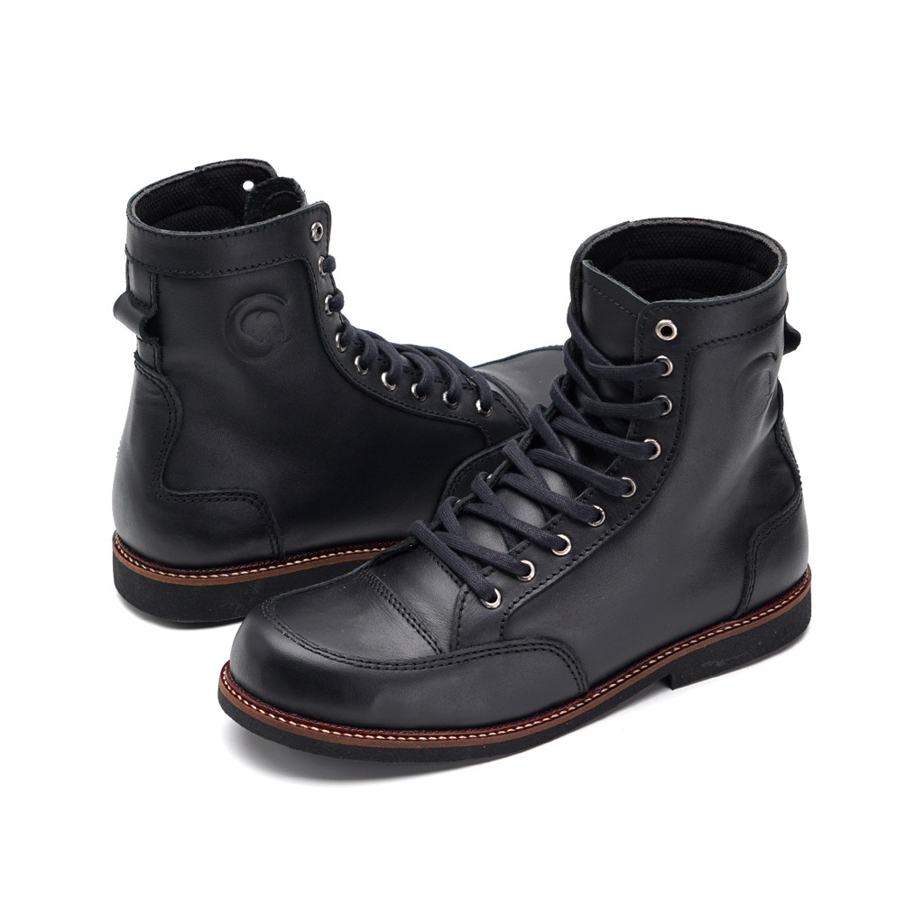 BRATTA BLACK ORIGINAL x GREATA Sepatu Safety Boots Hitam Kulit Sapi Asli Pria Boot Kerja Proyek Lapangan Outdoor Pelindung Ujung Besi Tinggi Steel Toe Cap Working Shoes Motor Bikers Touring Footwear Big Size Ukuran Besar Jumbo 44 Keren Terbaru Kekinian