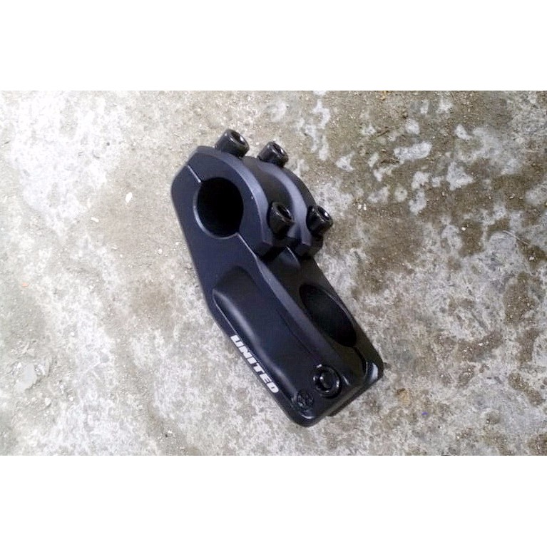 Stem BMX merk United, Hitam