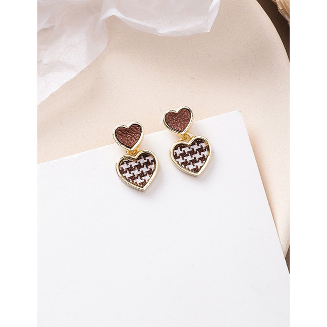 LRC Anting Tusuk Fashion Love 925 Silver Needle Asymmetric Plaid Earrings D42785