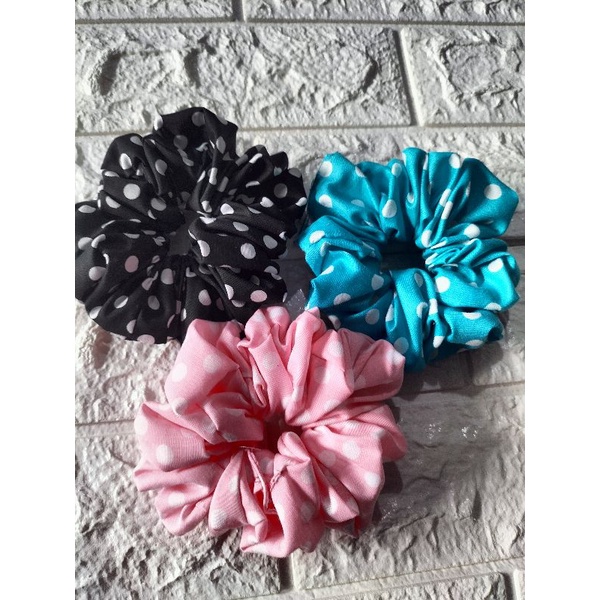 ikat rambut /scrunchie/ikat rambut cepol/ karet rambut