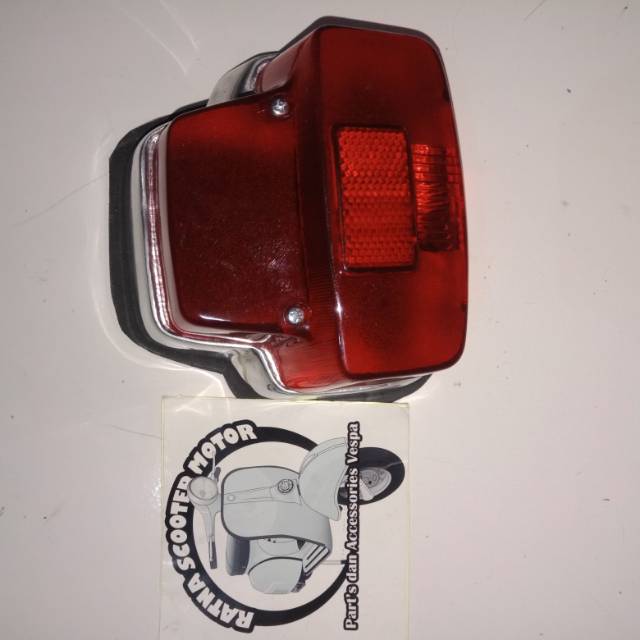 Stop lamp belakang vespa super 66