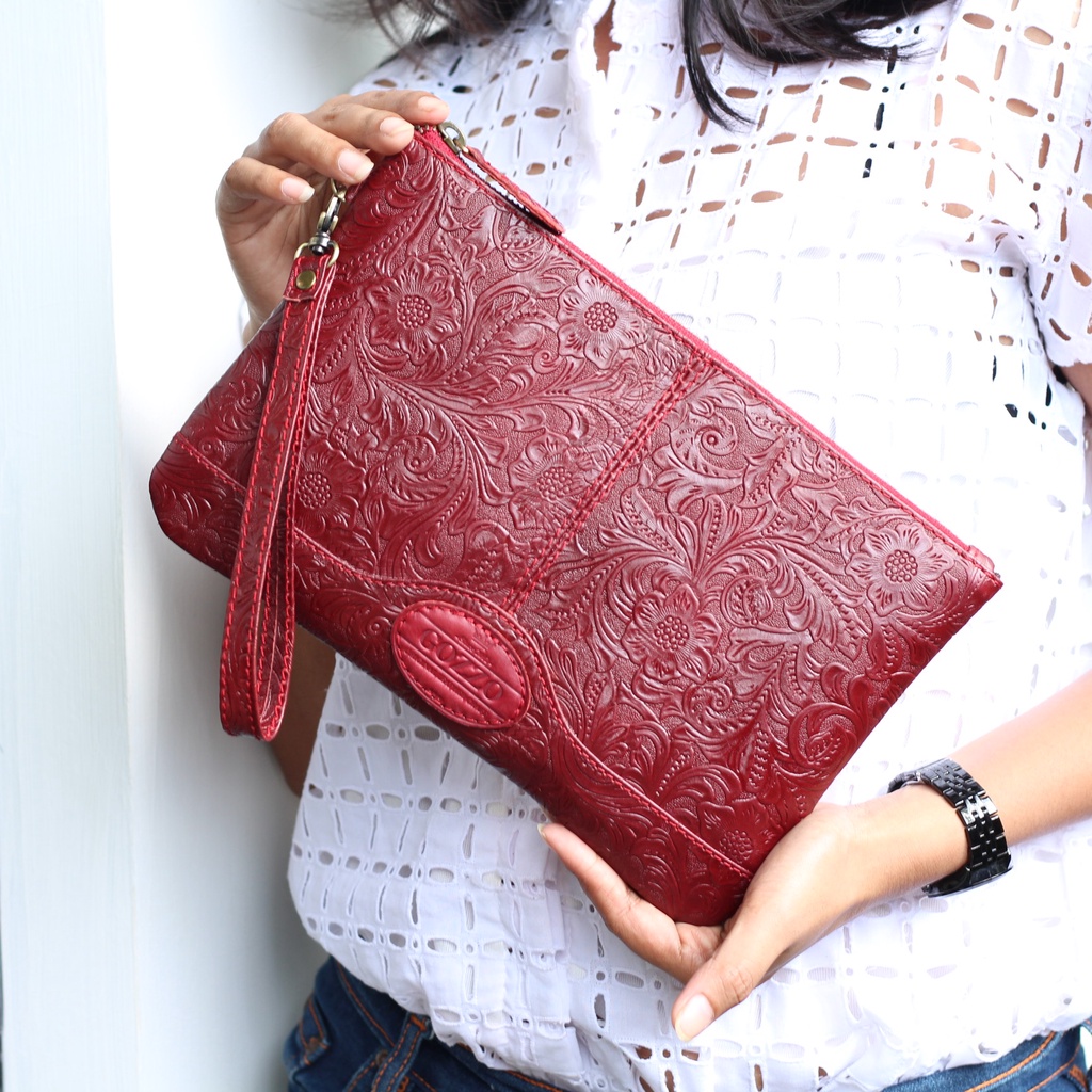 CLUTCH WANITA KULIT ASLI NEVARA KULIT BATIK MERAH / FREE GRAVIR NAMA DI POUCH