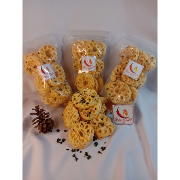 

Seblak Uyel Hot Snack