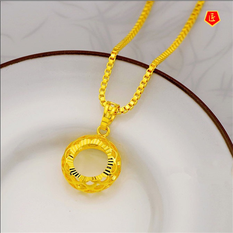 [Ready Stock]Delicate Hollow Ring Gold Pendant Necklace Fashion Temperament