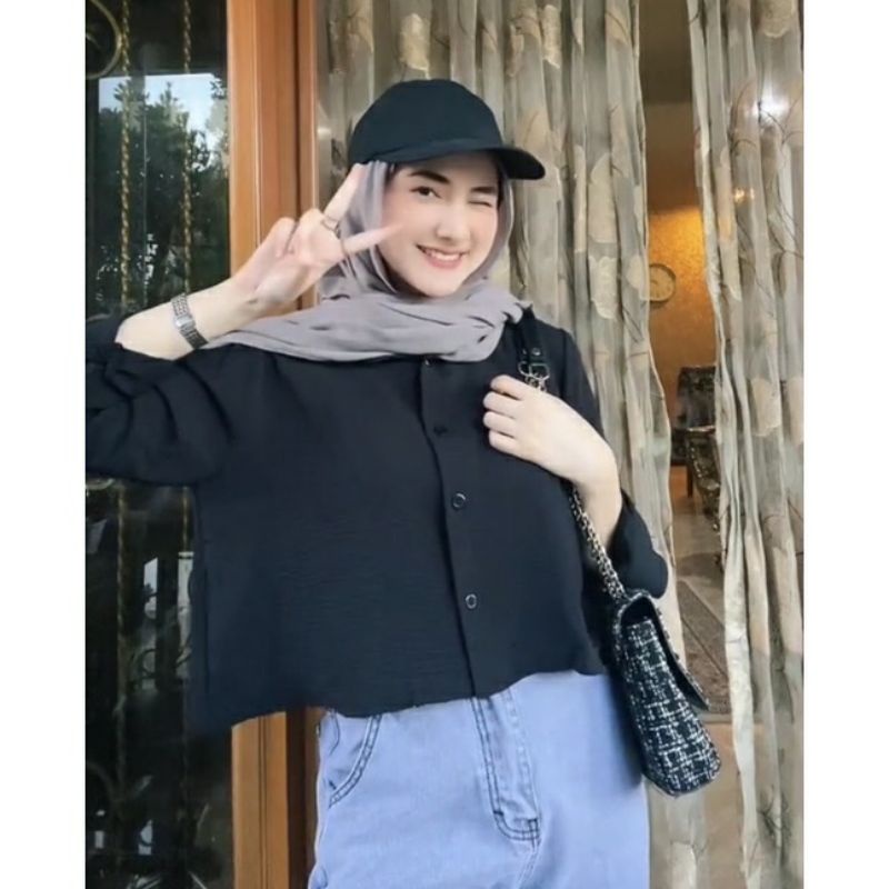 Kemeja Hanin Crop Wanita Oversize Atasan Katun Korean Style Bajuu bagus