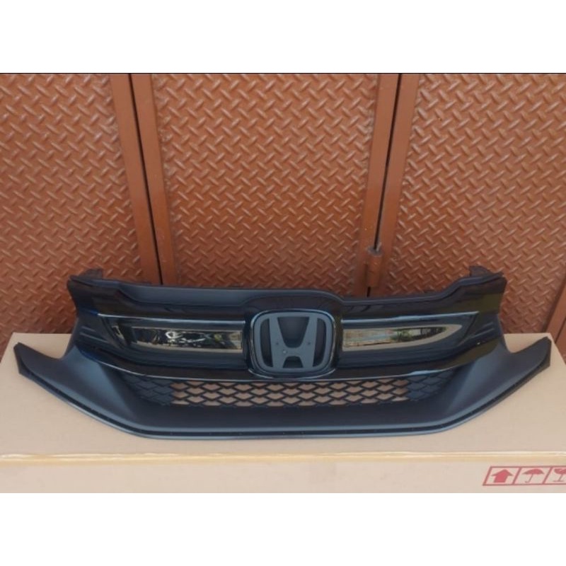 Grill Honda Mobilio RS Facelift Original