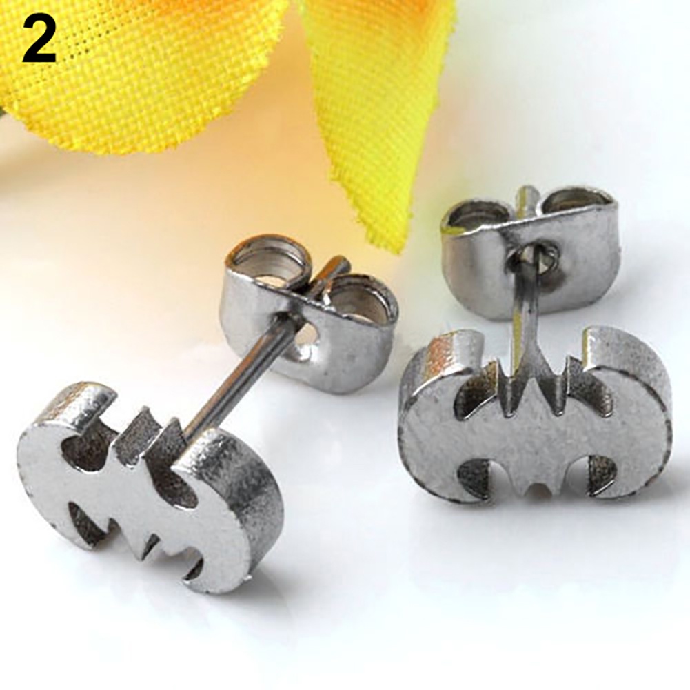 Hu Hu Hu Hu Hu Alat Bantu Pasang Kacamata♡ Anting Stud Desain Kelelawar Bahan Stainless Steel Gaya Punk Untuk Pria Dan Wanita