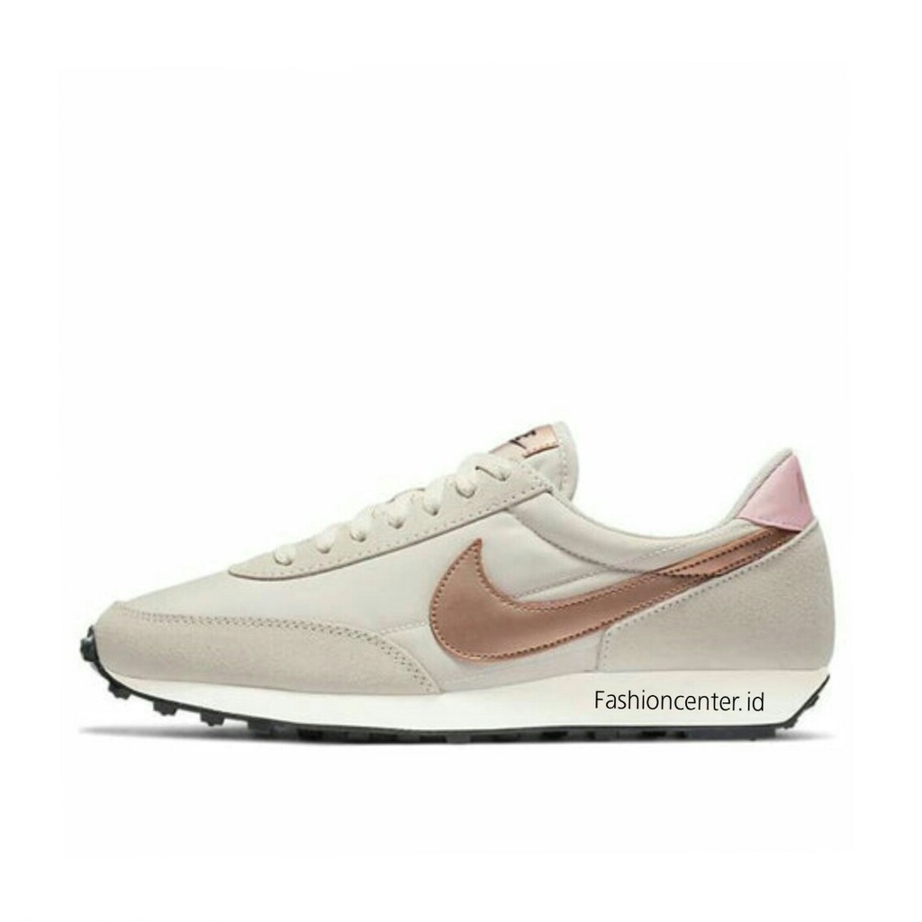 Nike Daybreak Light Orewood Bronze Brown Metallic Gold Womens Sneakers Shoes (casual/running) CU5324
