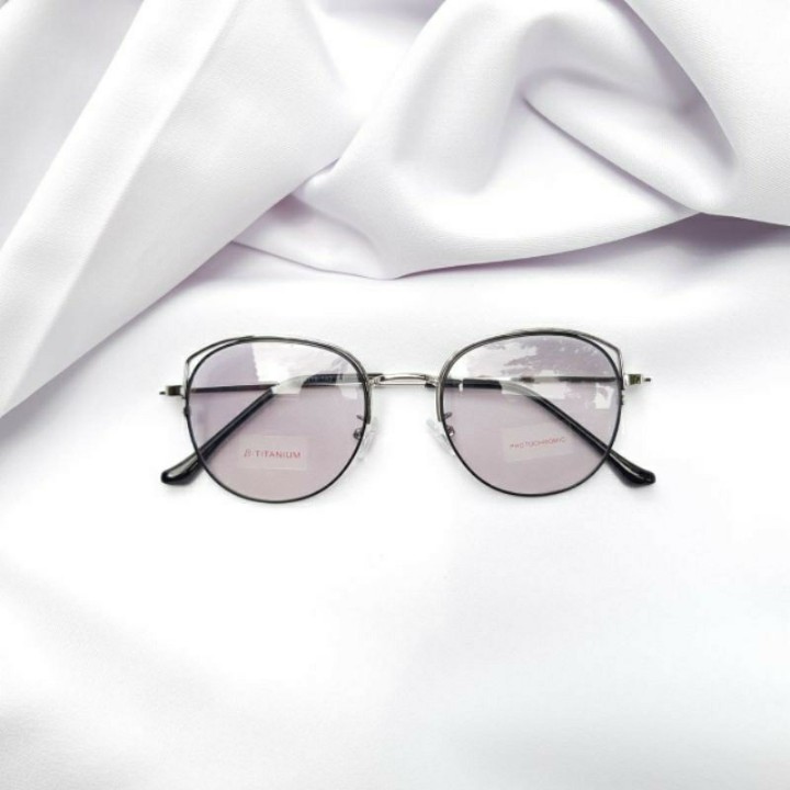 VIRAL/Kacamata Photocromic Retro Vintage Fashion Wanita Pria Berubah Warna Frame Optik AntiRadiasi