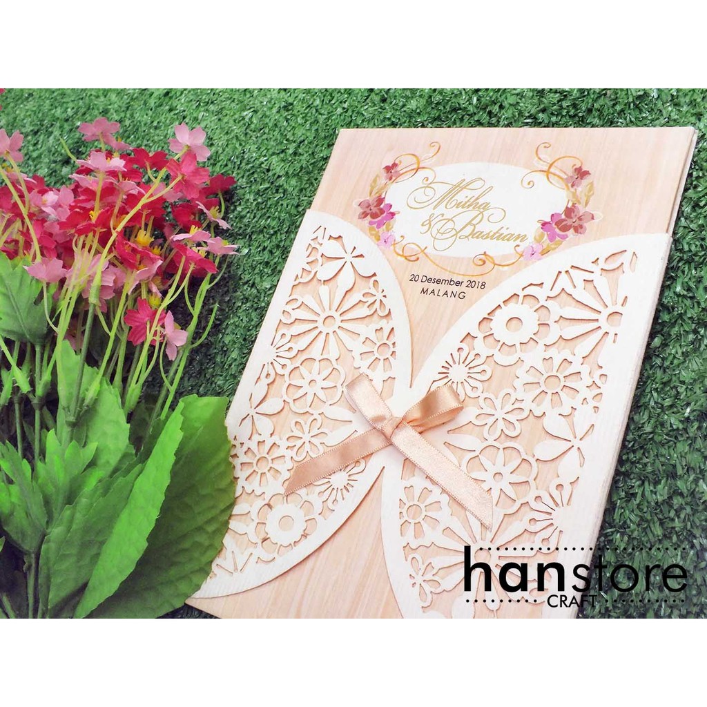 

Undangan Blanko Laser Cut Floral Ornament