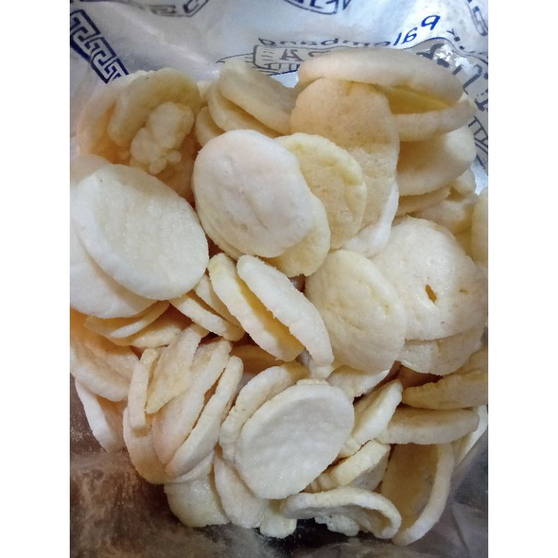 

Krupuk palembang / kerupuk kemplang