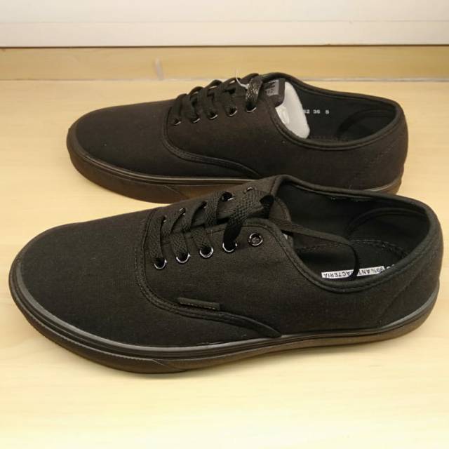 Sepatu Casual Pria Bata North Star Bahan Kain Awet dan murah