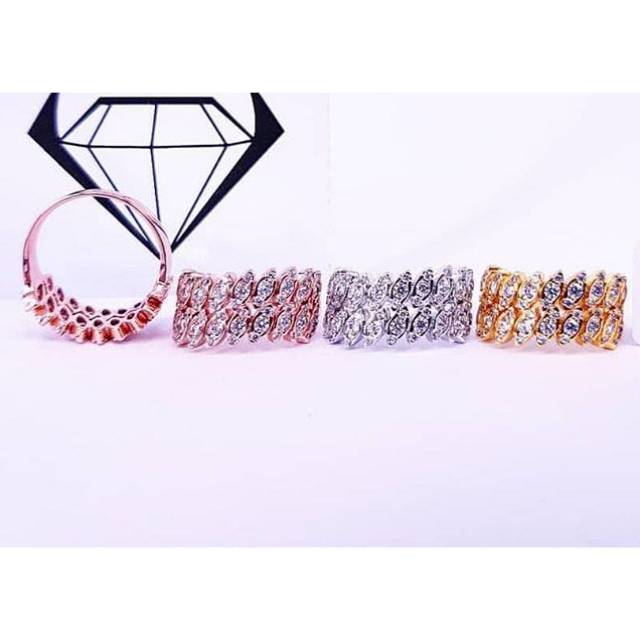 Cincin Replika Berlian