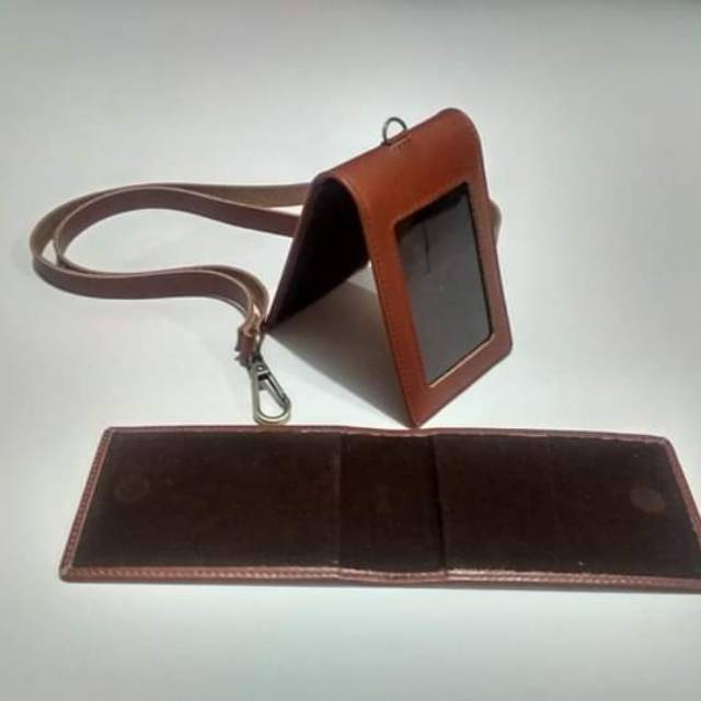 

Id card asli kullit sappi bahan pull up