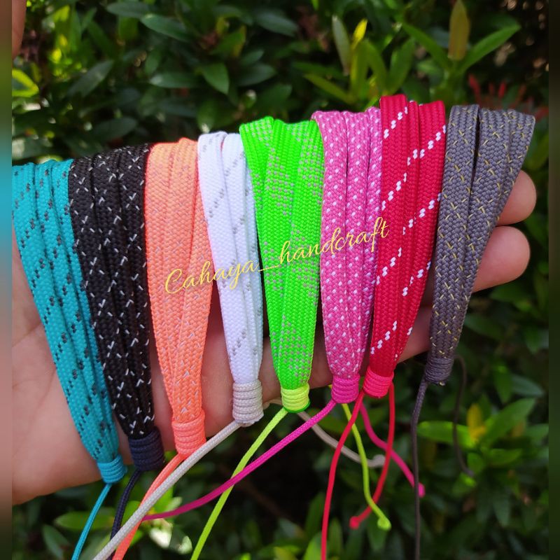 (Perlusin) Gelang Etnik 3 Rangkap Tali Warna Random Isi 12pcs