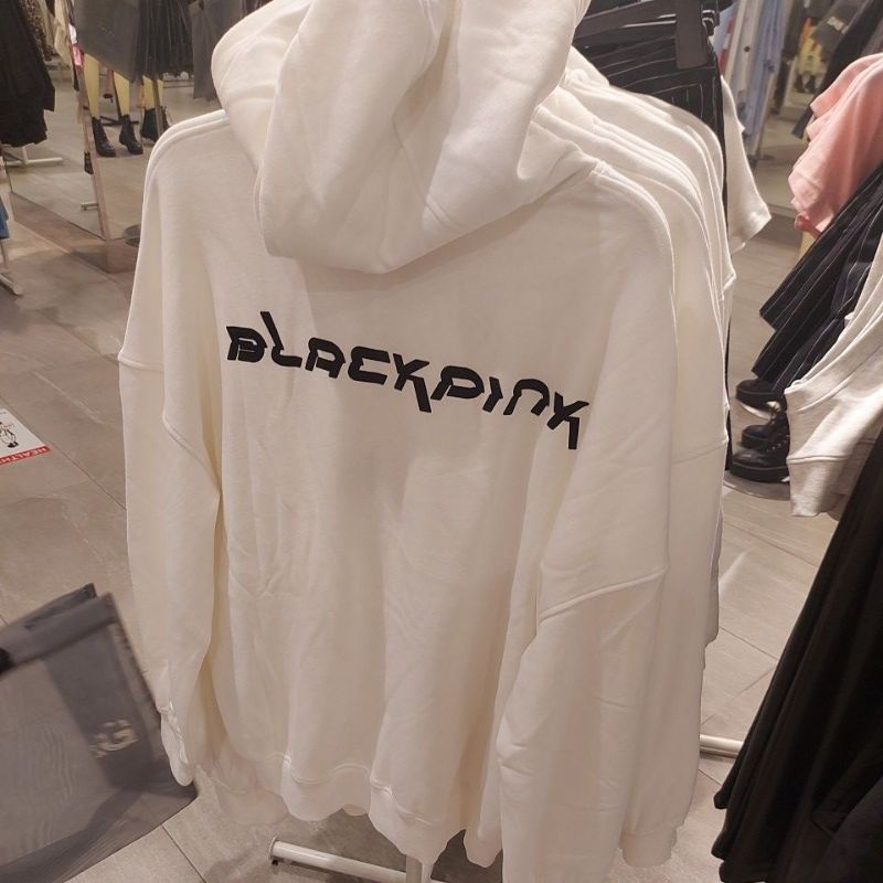 NEW H&M WOMAN OVERSIZED HOODIE BLACKPINK EDITION