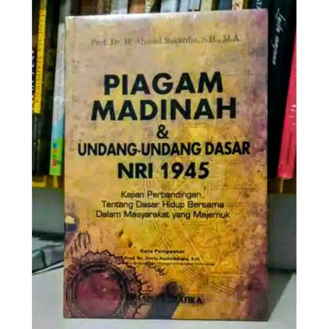 Buku Piagam Madinah & Undang-undang NRI 1945