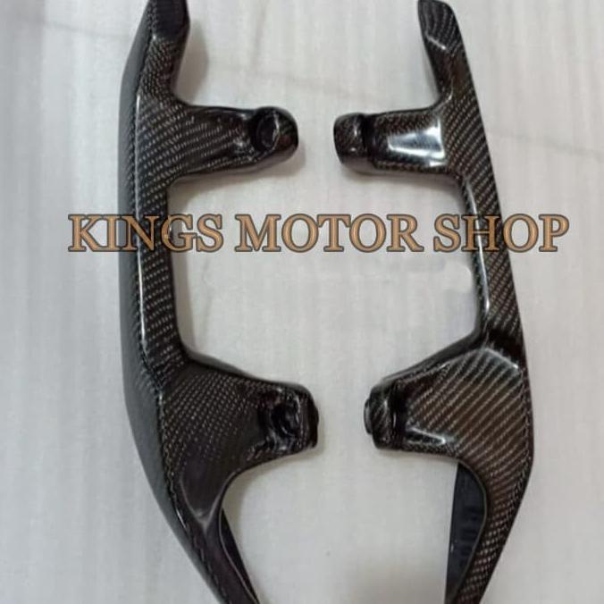 Aksesoris Carbon Kevlar Behel Pegangan Belakang Spoiler Honda ADV150 kings-m0 Berkualitas