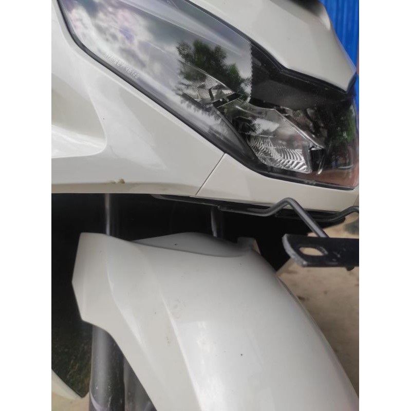 BREKET PLAT NOMOR KUMIS PCX NEW 160 / DUDUKAN PLAT NOMOR DEPAN PCX 160