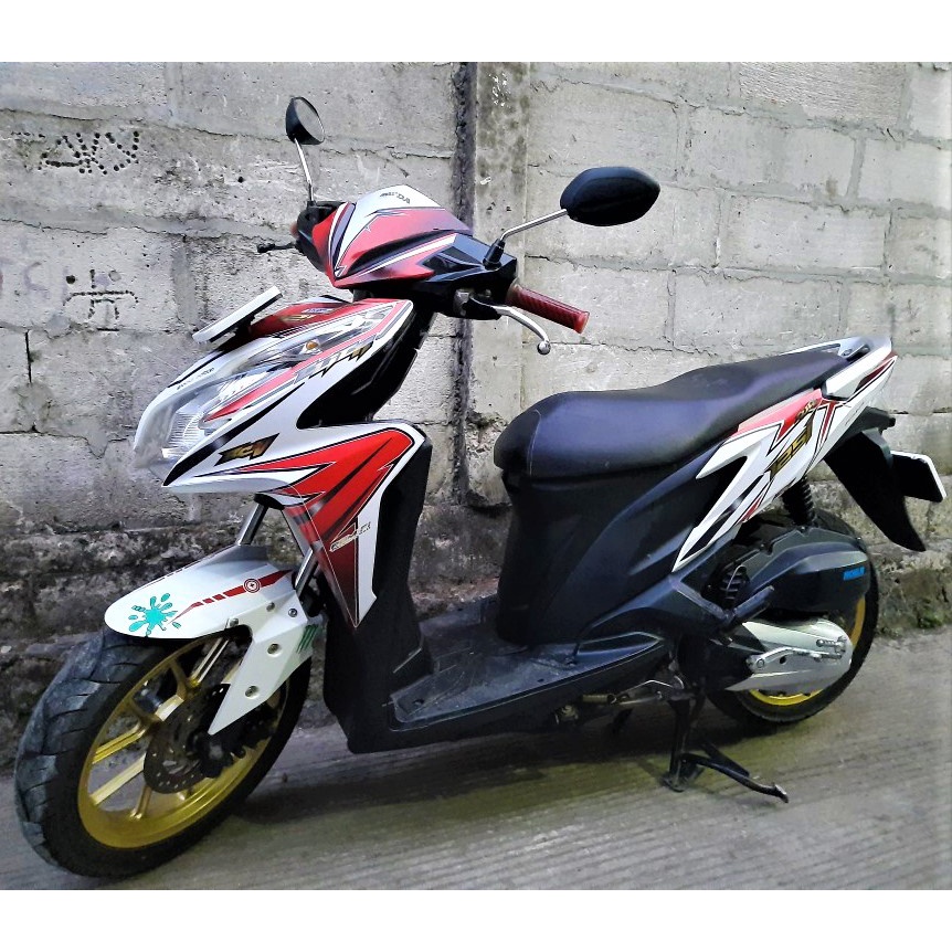 Decal Sticker / Stiker Vario 125 Old 2013 2014 2 Gold - Merah