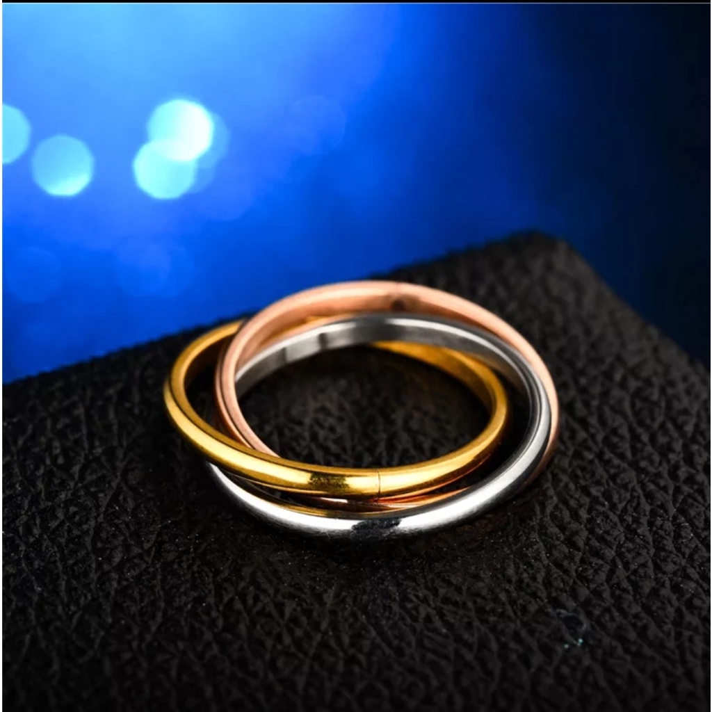 Cincin Titanium Model 3 Rings Kombinasi Warna Saling Bertautan