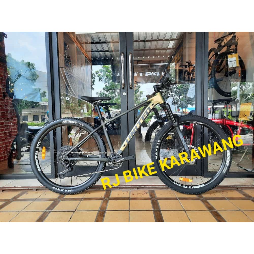 SEPEDA GUNUNG MTB UNITED CLOVIS 8.10 29inch