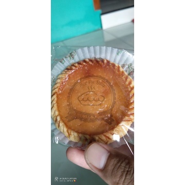 

1 box pie susu original