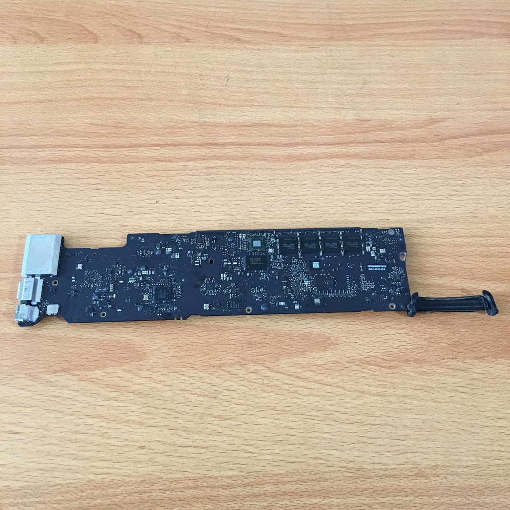 Logicboard Macbook Air 2014 A1466 13 Inch Motherboard Hidup Normal