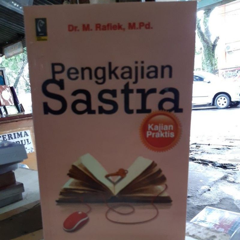 pengkajian sastra kajian praktis