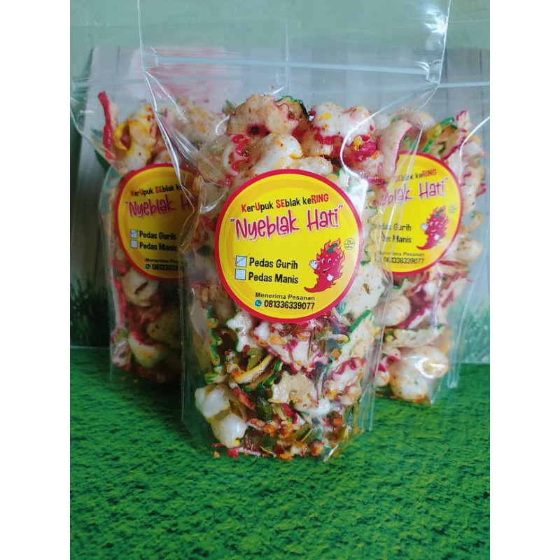 

Kerupuk seblak pedas gurih . 500 gr (1/2 kg) . 20.000