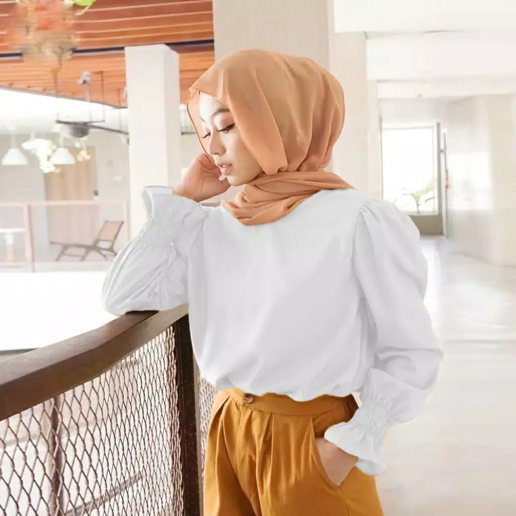 Meguri Blouse