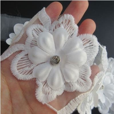 Lace Patch - White Flower Beading #24 (4pcs)