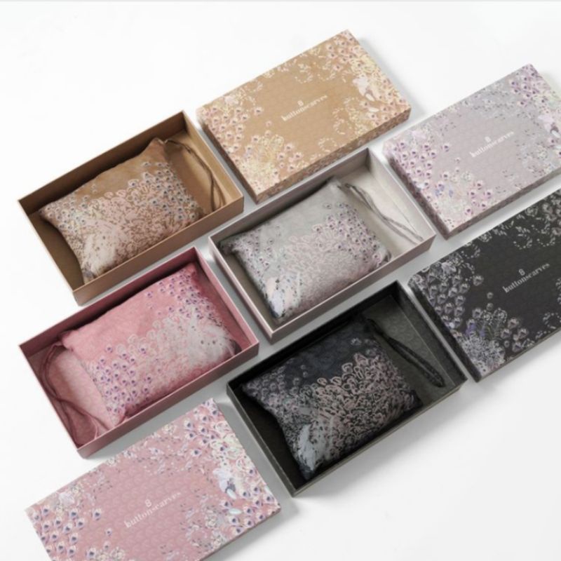 the ederra prayer robe