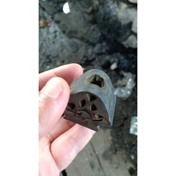 KARET RADIATOR INSULATOR RADIATOR chevrolet SPARK 1200CC