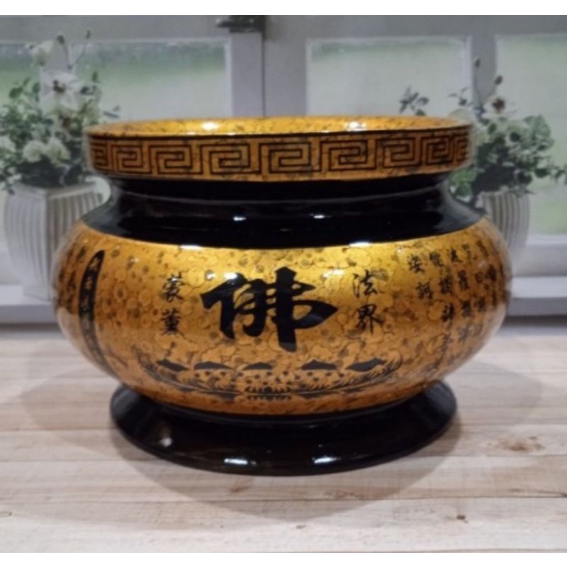 Tempat Dupa/Hiolo Keramik Hitam Emas Corak Fo