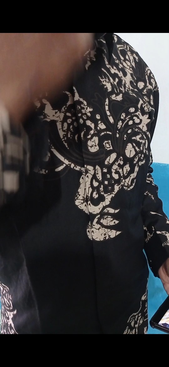 Wiguna Kemeja Batik Pria Lengan Panjang Slimfit Katun Printing Hem Baju Seragam Kantor Modern