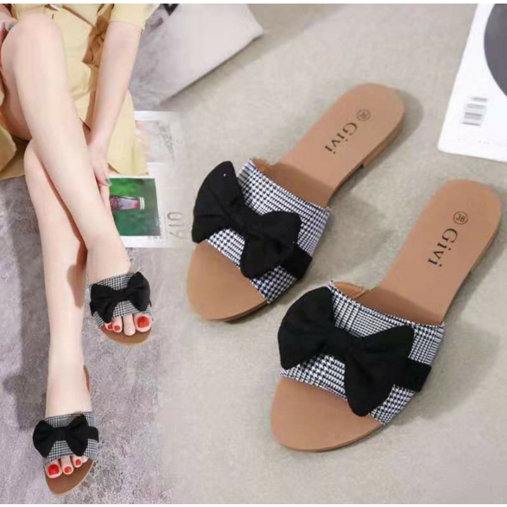 RK 17 SANDAL PITA CANTIKA