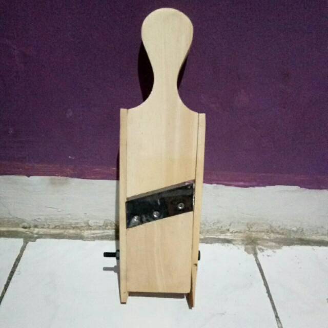 Parud serutan keripik singkong pisang ubi kentang