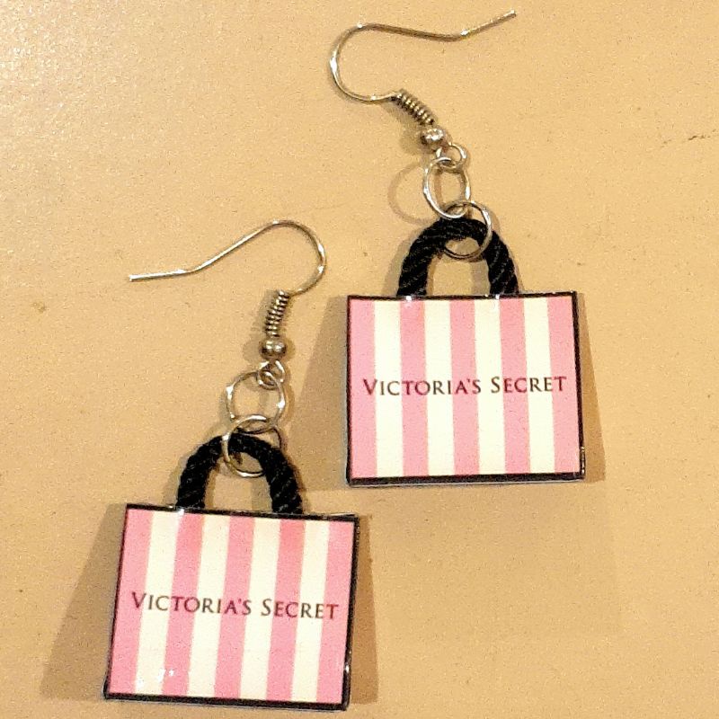 VICTORIA'S SECRET VS ACCESSORIES ANTING EARINGS