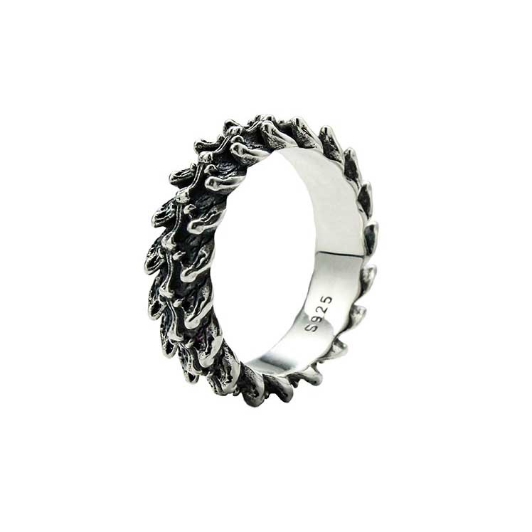 Cincin Desain Hewan Naga Bahan Titanium Steel Warna Hitam Silver Gaya Vintage Punk Untuk Pria