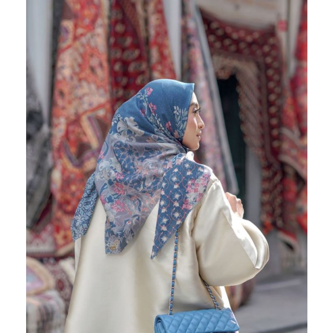 Buttonscraves Topkapi Royal Blue