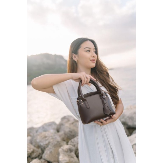 (Free Gift Menarik+DustBag) Sling Bag Flicka Kode W 71 Brown