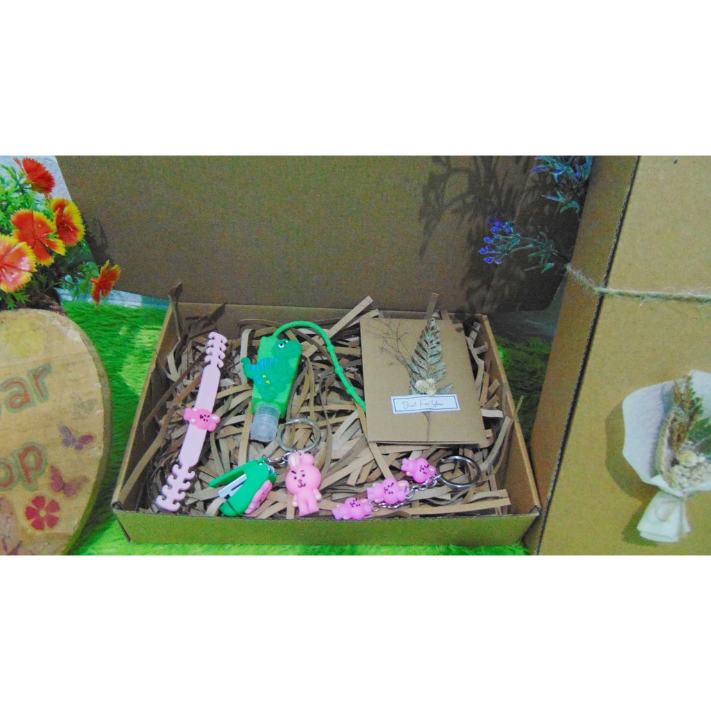 KD-BTS FREE KARTU UCAPAN Paket Kado Gift Ulang Tahun BTS Army Merchandise