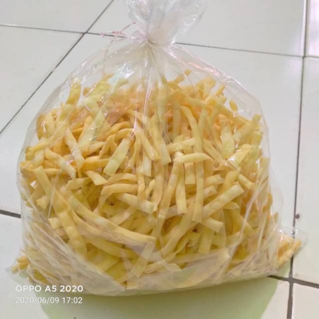 

Stik pangsit 700 gram