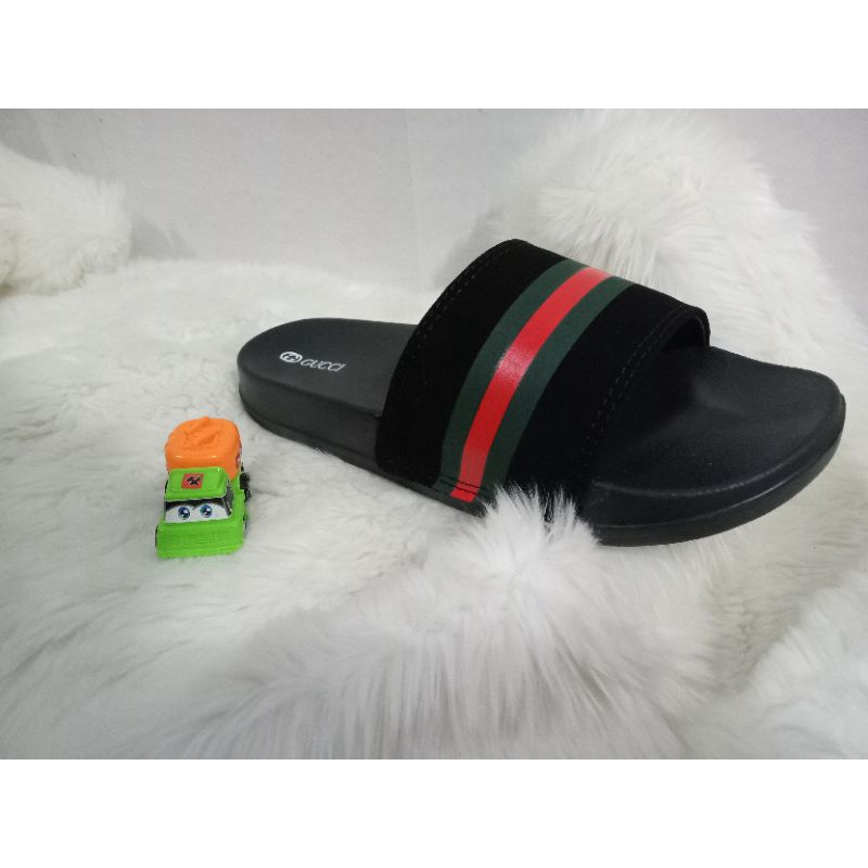 SANDAL SLOP  GUCCI BISA DIPAKAI PRIA DAN WANITA CASUAL