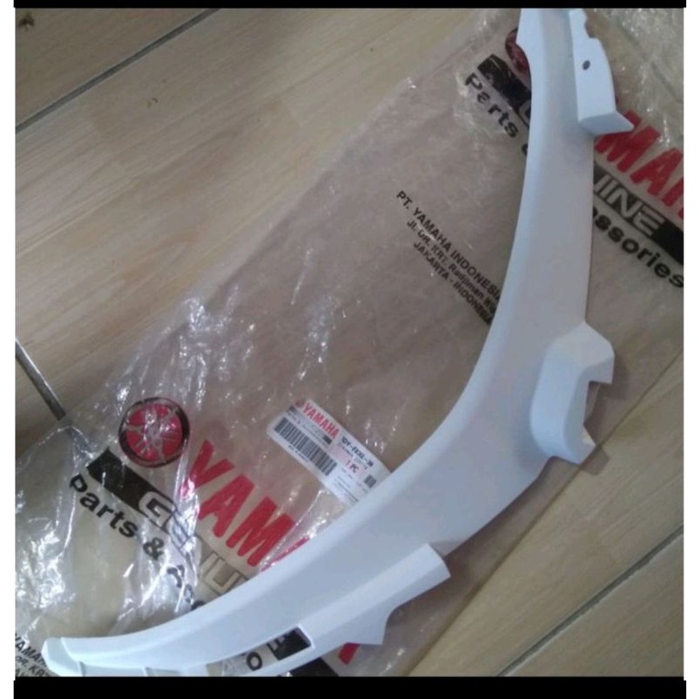 panel inner sirip sayap sebelah Jupiter z1 original part yamaha