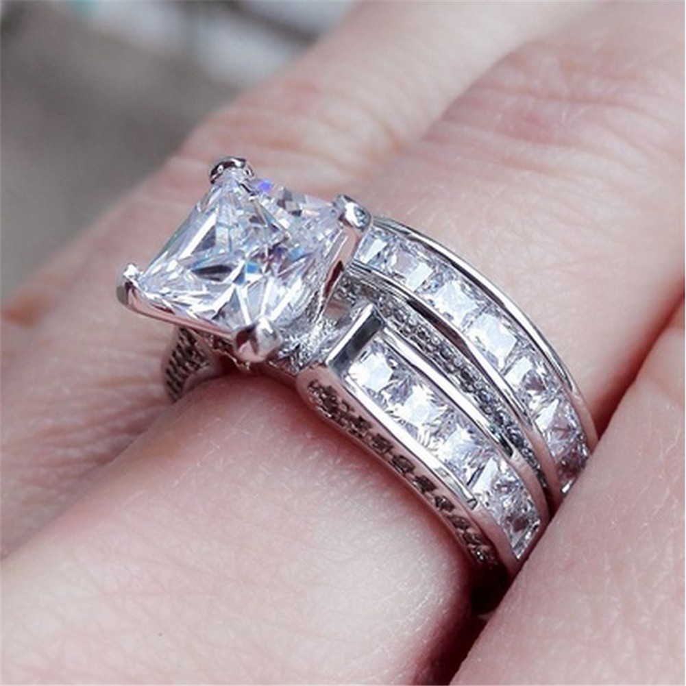 2pcs / set Cincin 925 Silver Hias Zirkon Sapphire Putih Bentuk Persegi Untuk Pasangan